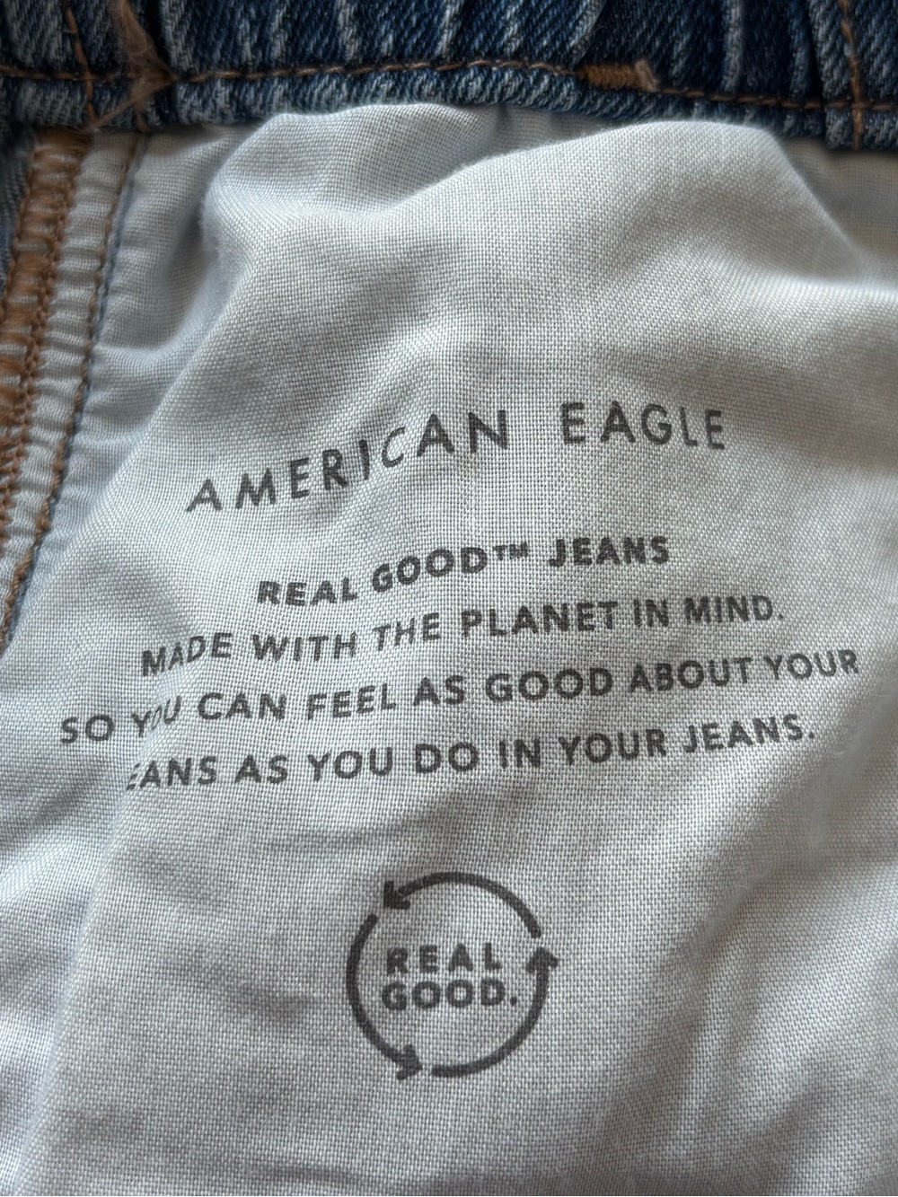 American Eagle Mom Jeans Elastic Paperbag Waist High-Rise 12 Medium Wash - Picture 6 of 11
